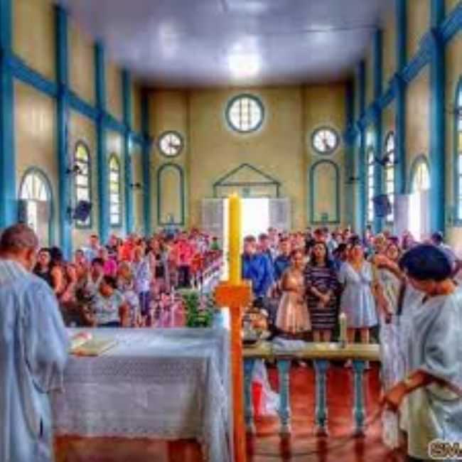 INTERIOR DA IGREJA CATOLICA, POR MARIVAN BATISTA DE OLIVEIRA - ITAMIRA - ES