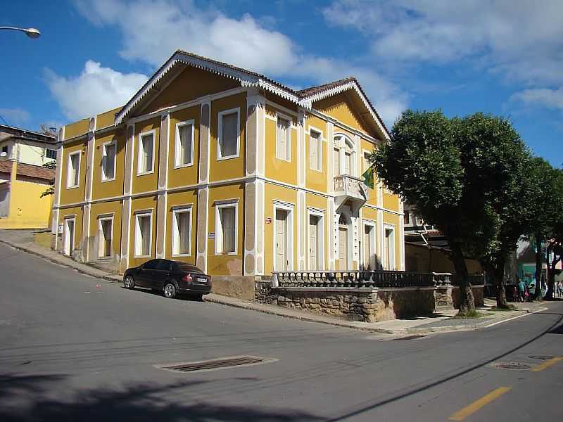 INA -ES CASA DA CULTURA 
POR MASSAD  - INA - ES