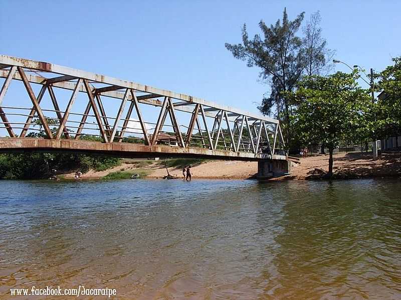 PASSARELA DA LAGOA DE CARAPEBUS.  - JACARAIPE - ES