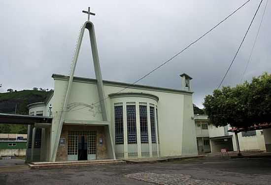 IGREJA DE N.SRA.AUXILIADORA EM JERNIMO MONTEIRO-ES-FOTO:ELPDIO JUSTINO DE A - JERNIMO MONTEIRO - ES