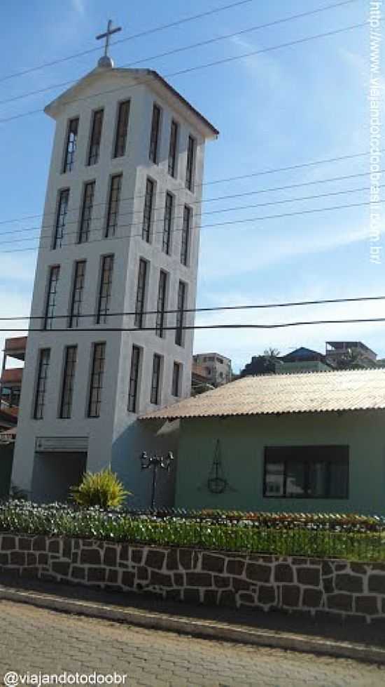 IGREJA DE CONFISSO LUTERANA EM LARANJA DA TERRA-ES-FOTO:SERGIO FALCETTI - LARANJA DA TERRA - ES