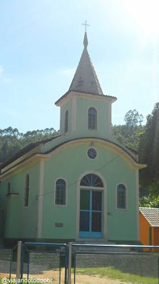 IGREJA DE SANTO IZIDRO EM MATILDE-ES-FOTO:SERGIO FALCETTI - MATILDE - ES