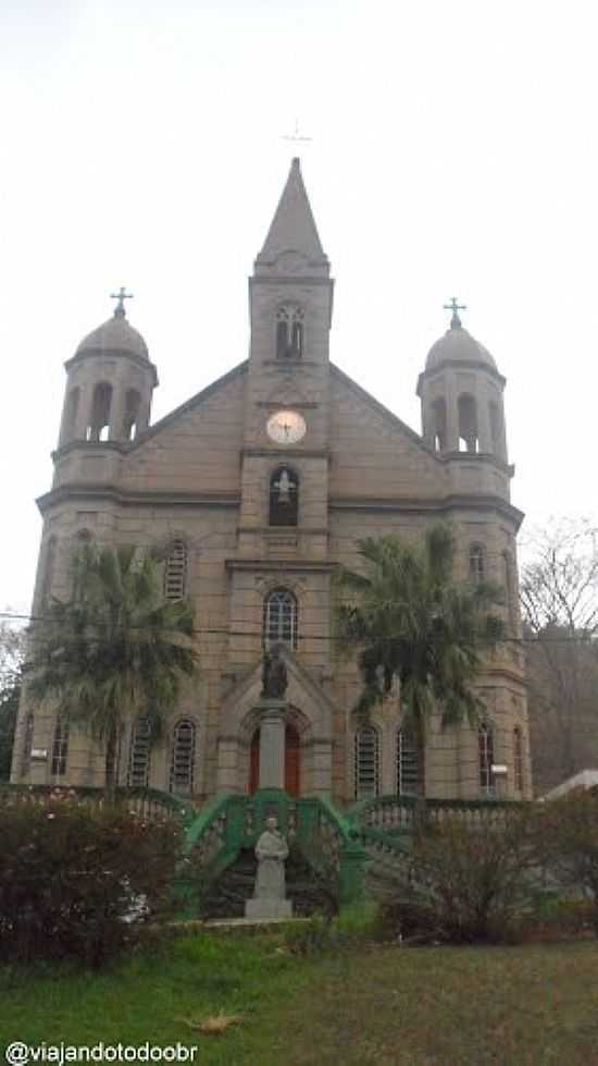 IGREJA MATRIZ DE SO JOO BATISTA EM MUQUI-ES-FOTO:SERGIO FALCETTI - MUQUI - ES