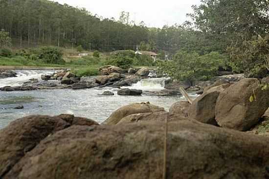 CACHOEIRA DO CRAVO-FOTO:THIAGO NEGRIS - NESTOR GOMES - ES