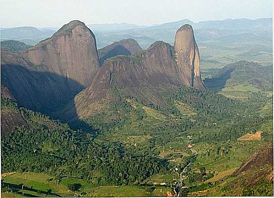 PEDRA CAMELO EM PANCAS-FOTO:ANDR BONACIN - PANCAS - ES