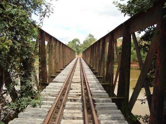 PONTE DE FERRO , POR WELLITON CAMPOS - PONTE DE ITABAPOANA - ES