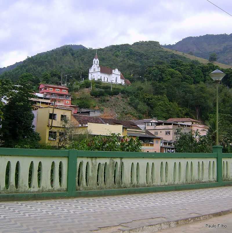 SANTA LEOPOLDINA-ES-IGREJA MATRIZ NO ALTO DO MORRO-FOTO:PAULO FILHO - SANTA LEOPOLDINA - ES