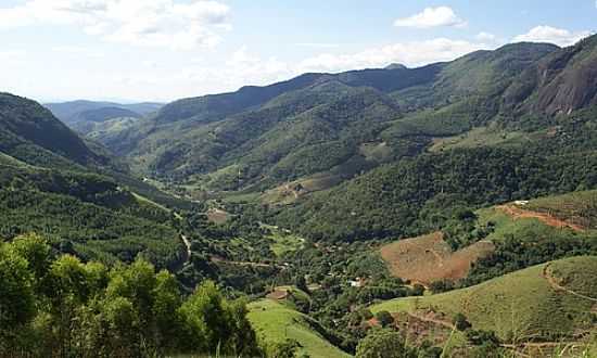 VALE DO CANA EM SANTA TERESA-FOTO:ELPDIO JUSTINO DE A - SANTA TERESA - ES