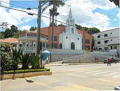 IGREJA MATRIZ DE SO DOMINGOS DO NORTE - PRAA PRINCIPAL DA CIDADE, POR JOO ALIPRANDI - SO DOMINGOS DO NORTE - ES