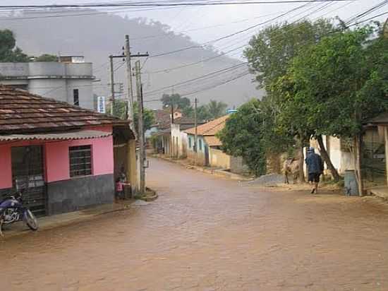 RUAS DE SO GERALDO-FOTO:WESLEYMARTINS - SO GERALDO - ES