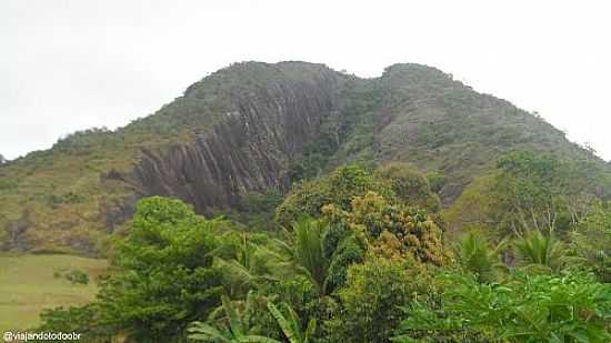 PEDRA DO REGO EM VILA PAVO-ES-FOTO:SERGIO FALCETTI - VILA PAVO - ES