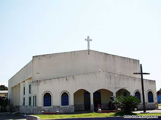 ABADIA DE GOIS-GO-MATRIZ DE N.SRA.DA ABADIA-FOTO:VICENTE A. QUEIROZ - ABADIA DE GOIS - GO