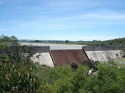 BARRAGEM O RIO DESCOBERTO POR OSVAN COSTA - GUAS LINDAS DE GOIS - GO