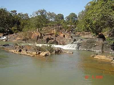 CACHOEIRA POR CICERO LUCENA - GUAS LINDAS DE GOIS - GO