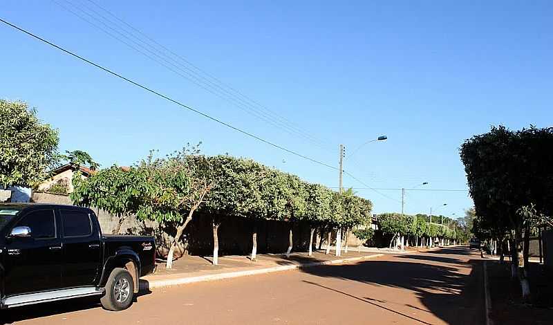 ALTO HORIZONTE-GO-RUA DA CIDADE-FOTO:JACKSON RODRIGUES  - ALTO HORIZONTE - GO