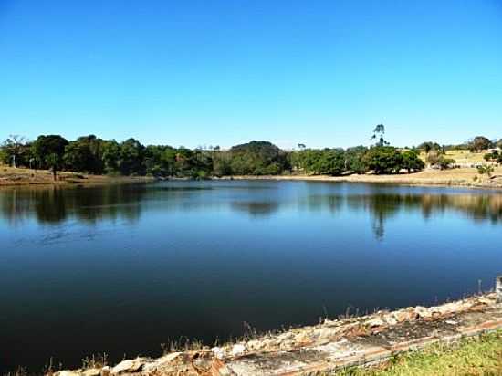 LAGO DO PARQUE ECOLGICO DE AMORINPOLIS-GO - AMORINPOLIS - GO