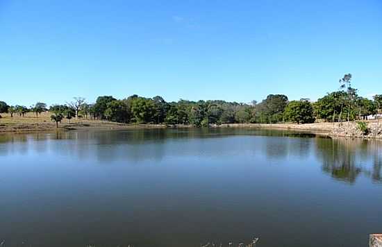 LAGO DO PARQUE ECOLGICO DE AMORINPOLIS-GO - AMORINPOLIS - GO