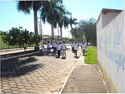 RUA PRAA DO LAGO, POR MARLI CUNHA - ANHANGERA - GO