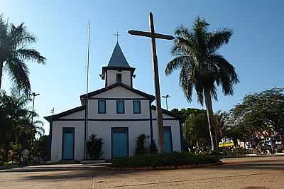 IGREJA MATRIZ DA PRAA CENTRAL DE APARECIDA DE GOINIA  POR EPITACIO ISAAC - APARECIDA DE GOINIA - GO