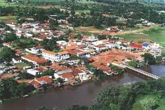 VISTA AREA DA CIDADE E O RIO APOR-FOTO:LAGOASANTAGOIAS. - APOR - GO