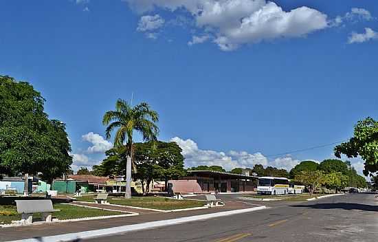 ARUAN-GO-TERMINAL RODOVIRIO-FOTO:AROLLDO COSTA OLIVEI - ARUAN - GO