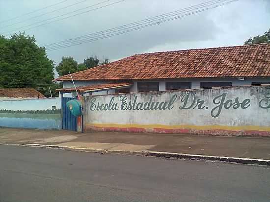 BALIZA-GO-ESCOLA ESTADUAL DR.JOS FELICIANO FERREIRA-FOTO:RODSRV - BALIZA - GO