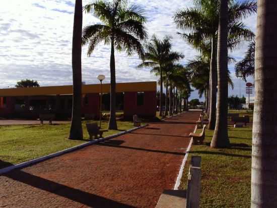  CENTRO DE BOM JESUS, POR ADRIANA QUELI - BOM JESUS DE GOIS - GO