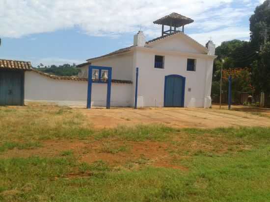 IGREJA CATOLICA DE BUENOLANDIA, POR DHARA LUMENA DA SILVA PAZ - BUENOLNDIA - GO