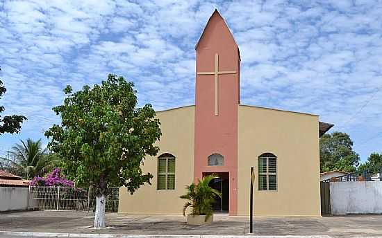 BURITI DE GOIS-GO-IGREJA-FOTO:AROLLDO COSTA OLIVEI - BURITI DE GOIS - GO