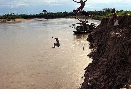 LAZER DOS RIBEIRINHOS DO RIO ENVIRA-FOTO:JEZAFLU=ACRE=BRASIL - TARAUAC - AC