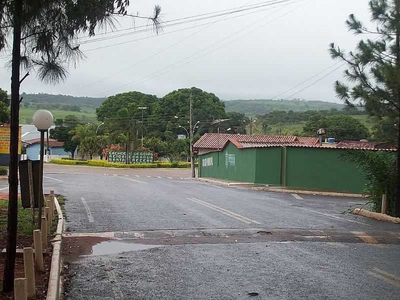 CACHOEIRA DE GOIS-GO-ENTRADA DA CIDADE-FOTO:BRUNO LEONEL - CACHOEIRA DE GOIS - GO