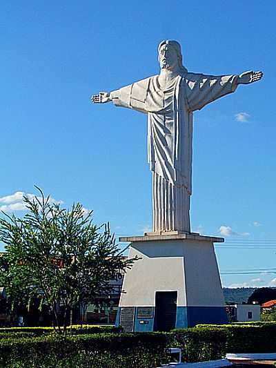 CRISTO, POR FERNANDO N BRANCO. - CACHOEIRA DOURADA - GO