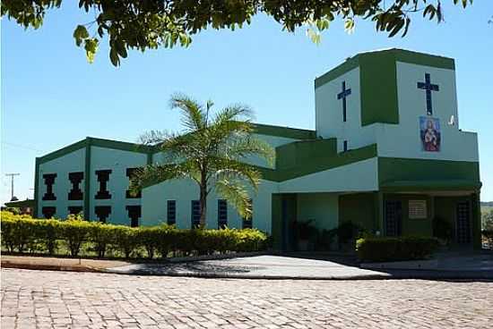 MATRIZ DO SAGRADO CORAO DE JESUS EM CAU-FOTO:OLINTOCRISTO - CAU - GO