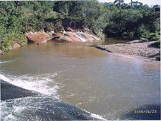CAIAPNIA-GO-CACHOEIRA DO SERENO-FOTO:DIVINO_J_SILVA - CAIAPNIA - GO