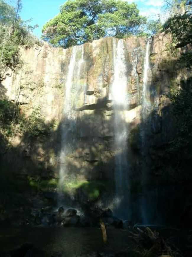 CACHOEIRA SALOMO, POR CLEITON ALVES - CAIAPNIA - GO