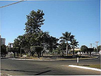 PRAA BENTO DE GODOY, POR ELIAS PINHEIRO - CALDAS NOVAS - GO