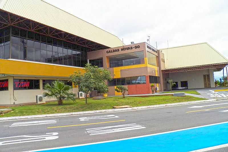 AEROPORTO REGIONAL DE CALDAS NOVAS - GO - CALDAS NOVAS - GO