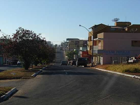 AV.BENTO DE GODOY NETO EM CALDAS NOVAS-GO-FOTO:ELIASPINHEIRO - CALDAS NOVAS - GO