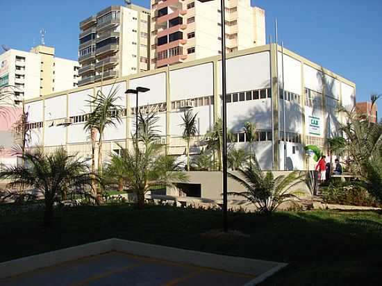 CENTRO DE ATENDIMENTO MUNICIPAL[ANTIGO FRUM]EM CALDAS NOVAS-GO-FOTOELIASPINHEIRO - CALDAS NOVAS - GO