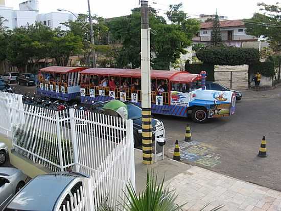 TRENZINHO TURSTICO NA PRAA CENTRAL DE CALDAS NOVAS-GO-FOTO:JOSE EYMARD - CALDAS NOVAS - GO