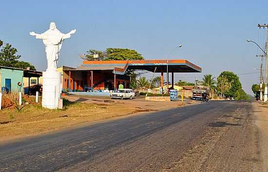CAMPESTRE DE GOIS-GO-IMAGEM DE JESUS NA ENTRADA DA CIDADE-FOTO:AROLLDO COSTA OLIVEI - CAMPESTRE DE GOIS - GO