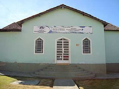 IGREJA PRESBITERIANA DE CAMPOS BELOS, POR ABNESTAIR. - CAMPOS BELOS - GO