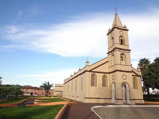 CATALO-GO-PARQUIA N.SRA.ME DE DEUS,MATRIZ VELHA-FOTO:PE. EDINISIO PEREIRA  - CATALO - GO