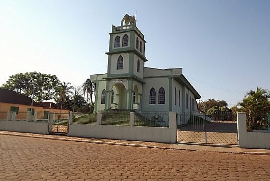 CRISTIANPOLIS-GO-IGREJA CRIST EVANGLICA-FOTO:AROLLDO COSTA OLIVEIRA - CRISTIANPOLIS - GO