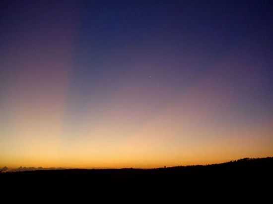FIM DE TARDE - DAVINPOLIS - GO., POR HUGO WHARLEY - DAVINPOLIS - GO