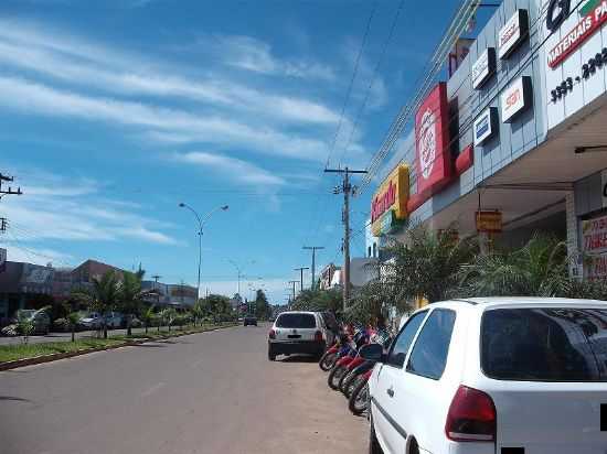 AVENIDA GOIS (CENTRO COMERCIL), POR LITO - GOIANSIA - GO