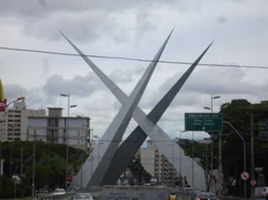 VIADUTO LATIF SEBRA EM GOINIA-FOTO:WALTER LEITE - GOINIA - GO