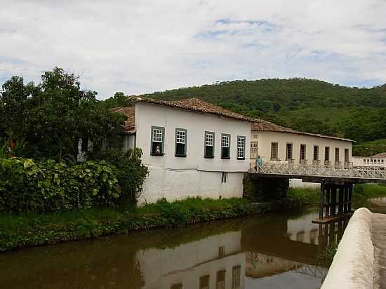 GOIS-GO-PONTE SOBRE O RIO VERMELHO-FOTO:JOS NERY GALVO - GOIS - GO