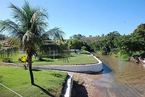 PRAA NA BEIRA DO RIO EM GUARANI DE GOIS-GO-FOTO:JACKSON A DE MOURA - GUARANI DE GOIS - GO