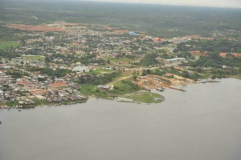 COARI-AM-VISTA AREA DA CIDADE E O RIO SOLIMES-FOTO:ANTONIO IACCOVAZO - COARI - AM